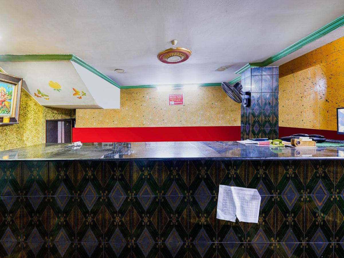 Spot On Hotel Supriya Vijayawāda Zewnętrze zdjęcie