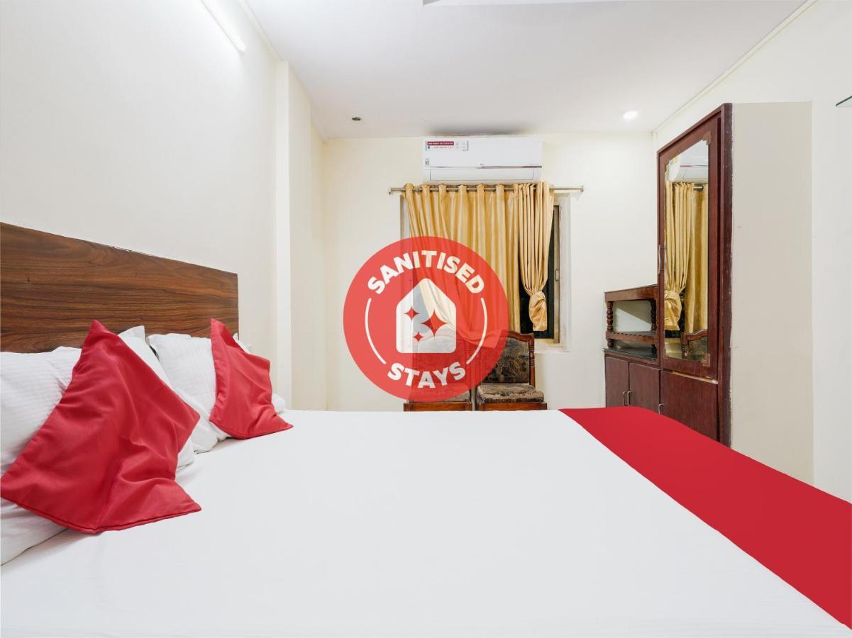 Spot On Hotel Supriya Vijayawāda Zewnętrze zdjęcie