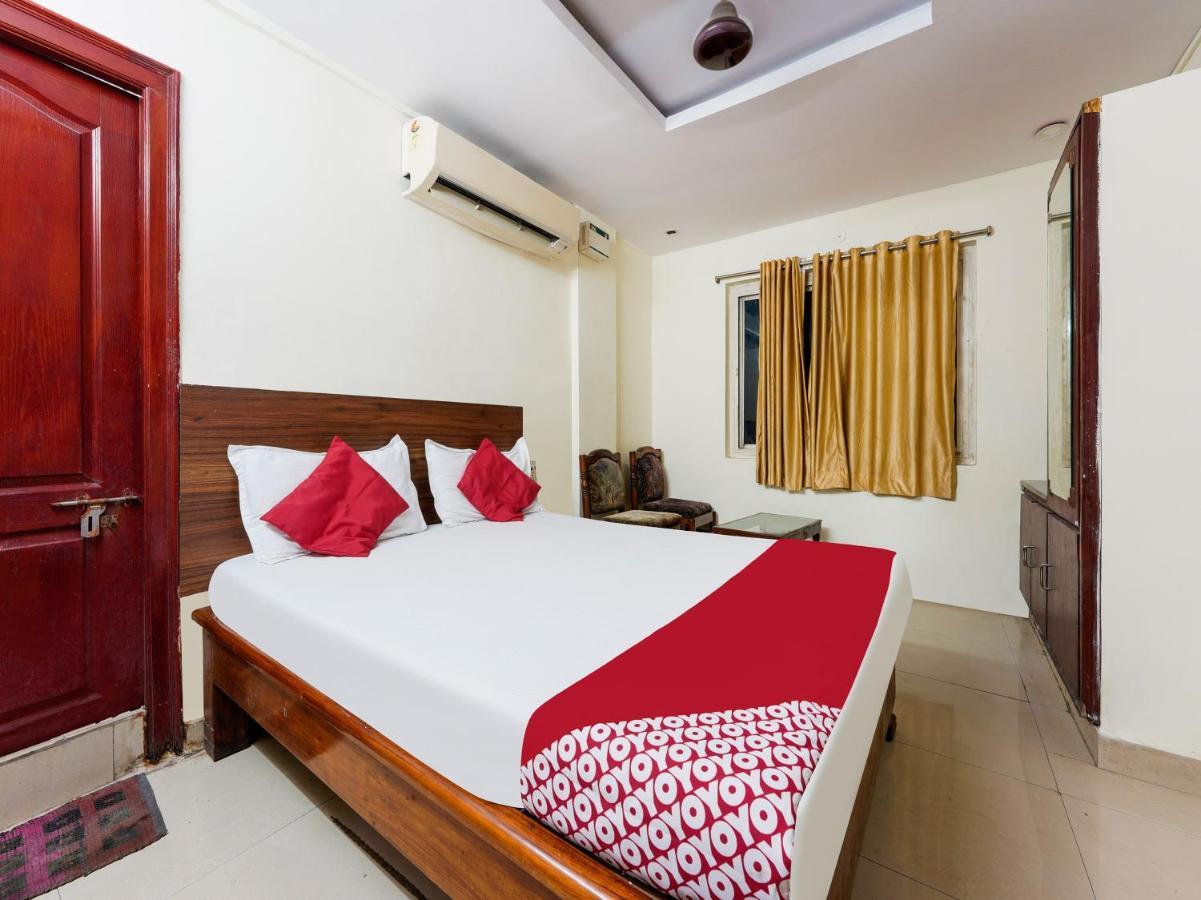 Spot On Hotel Supriya Vijayawāda Zewnętrze zdjęcie